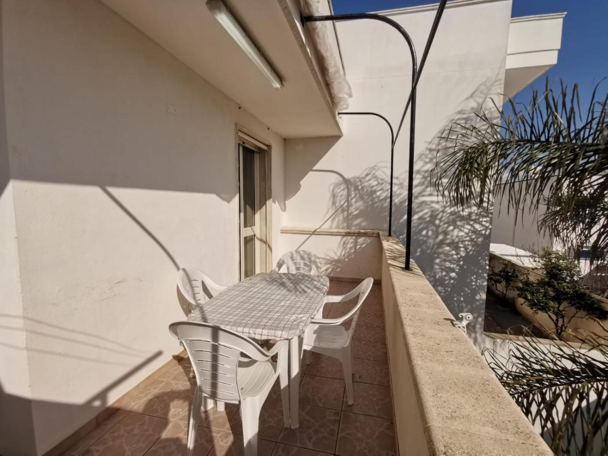 Appartamento Ghirigoro 1 Torre San Giovanni Exterior foto